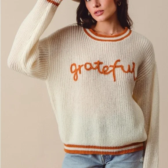 SO ME Thanksgiving Grateful Lettering Stitch Sweater - Picture 7 of 11